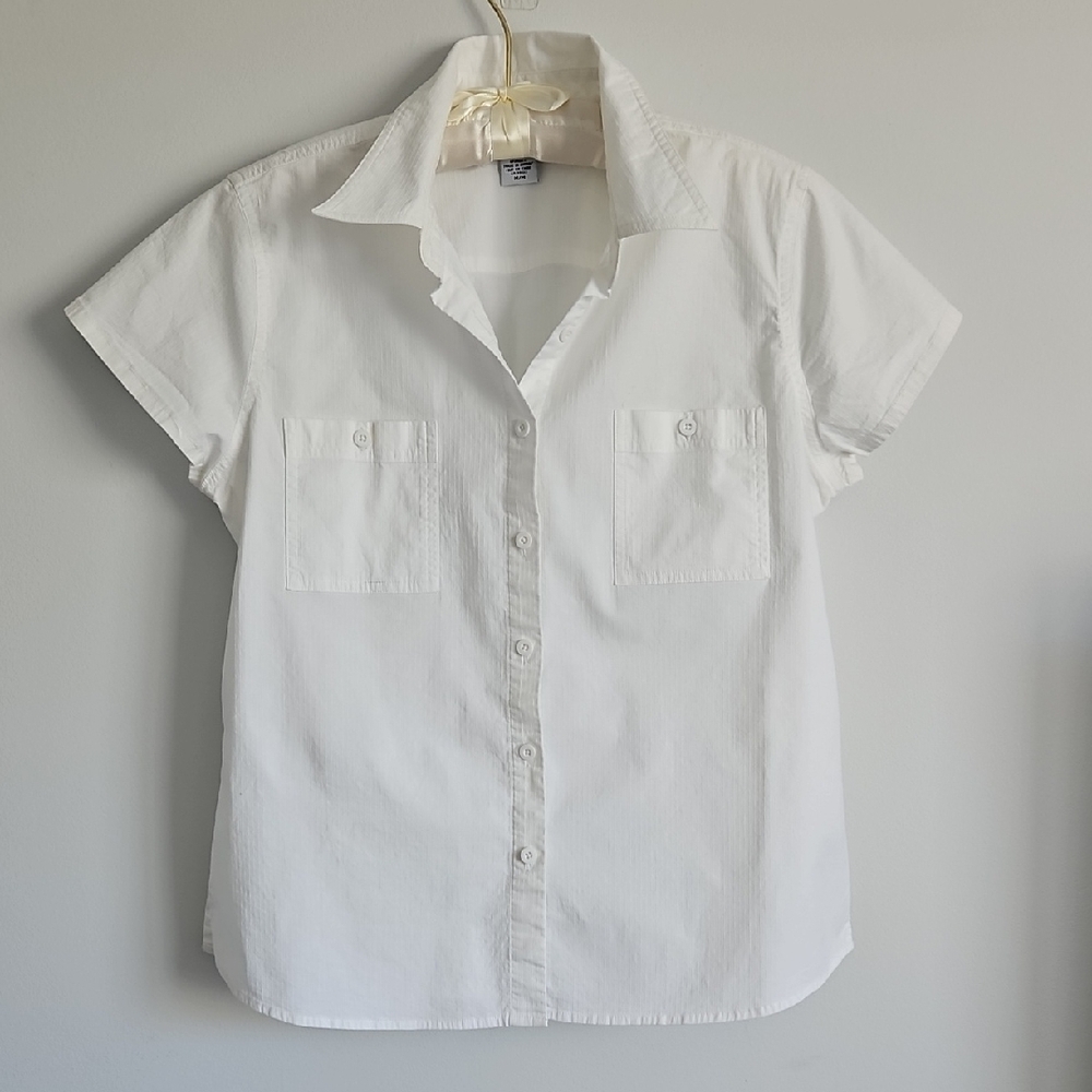 Classic White Button-Up Short Sleeves Womens Shirt